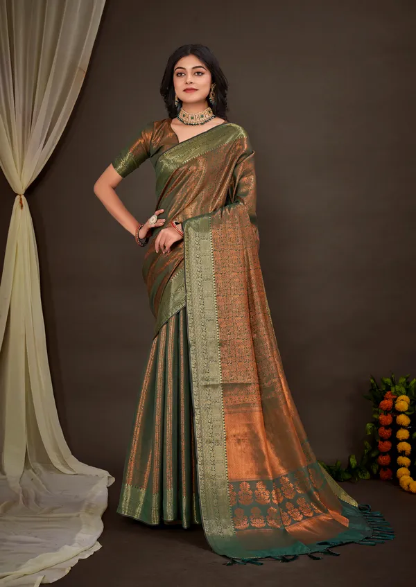 Forest_Green_Luxurious_Kanjivaram_Silk_Saree_Weave_of_Royalty_With_Blouse_Piece_Attached